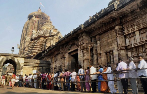 Devotees stand in a queue for darshan at Lord Lingaraj temple on the occasion of Maha Shivratri in Bhubaneswar. (PTI)